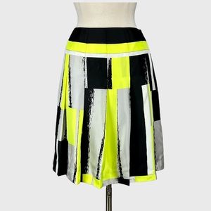 Carlisle Womens Silk Pleated Skirt Yellow Green Black Geometric Print size 4